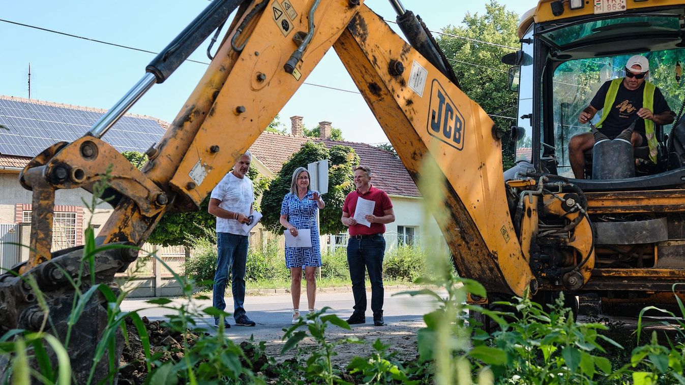 DELMAGYAR Új parkolók épülnek Újvároson