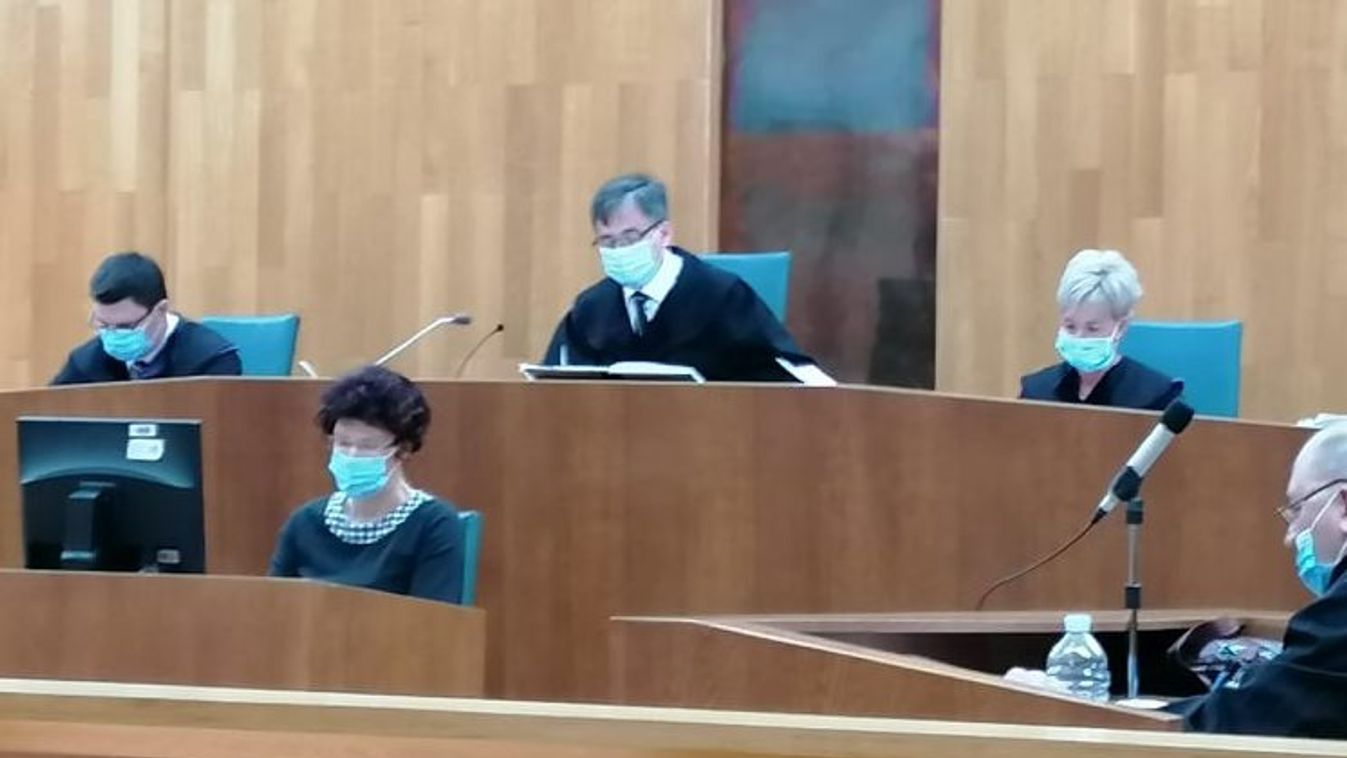 Még mindig várni kell a Szeviép-ítéletre