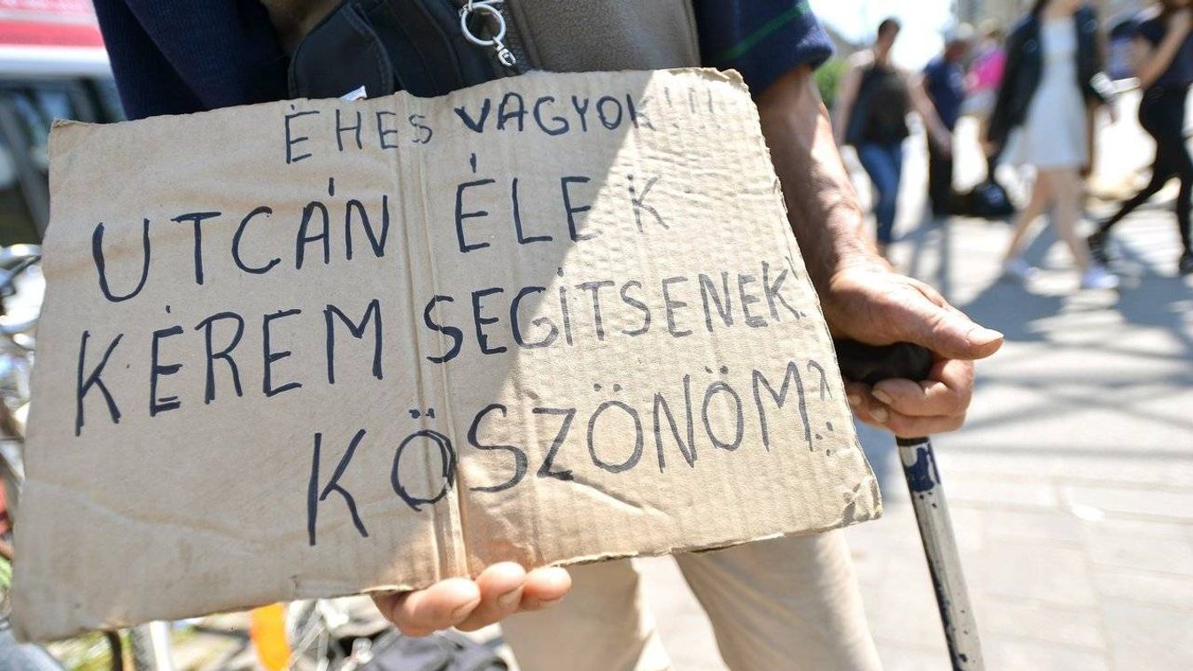 Bombaüzlet a koldulás Szegeden