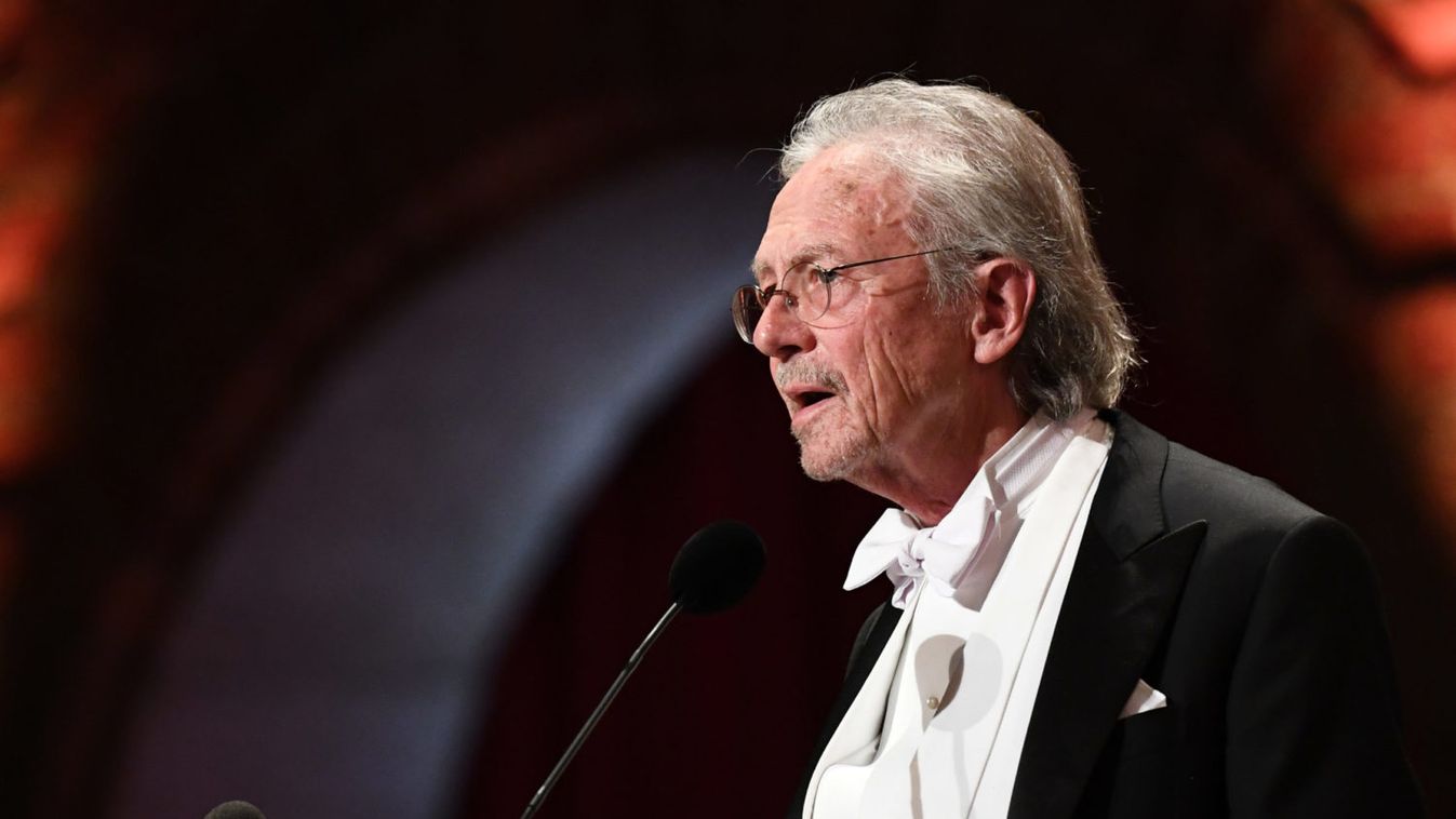 Peter Handke magas szerb kitüntetést kapott