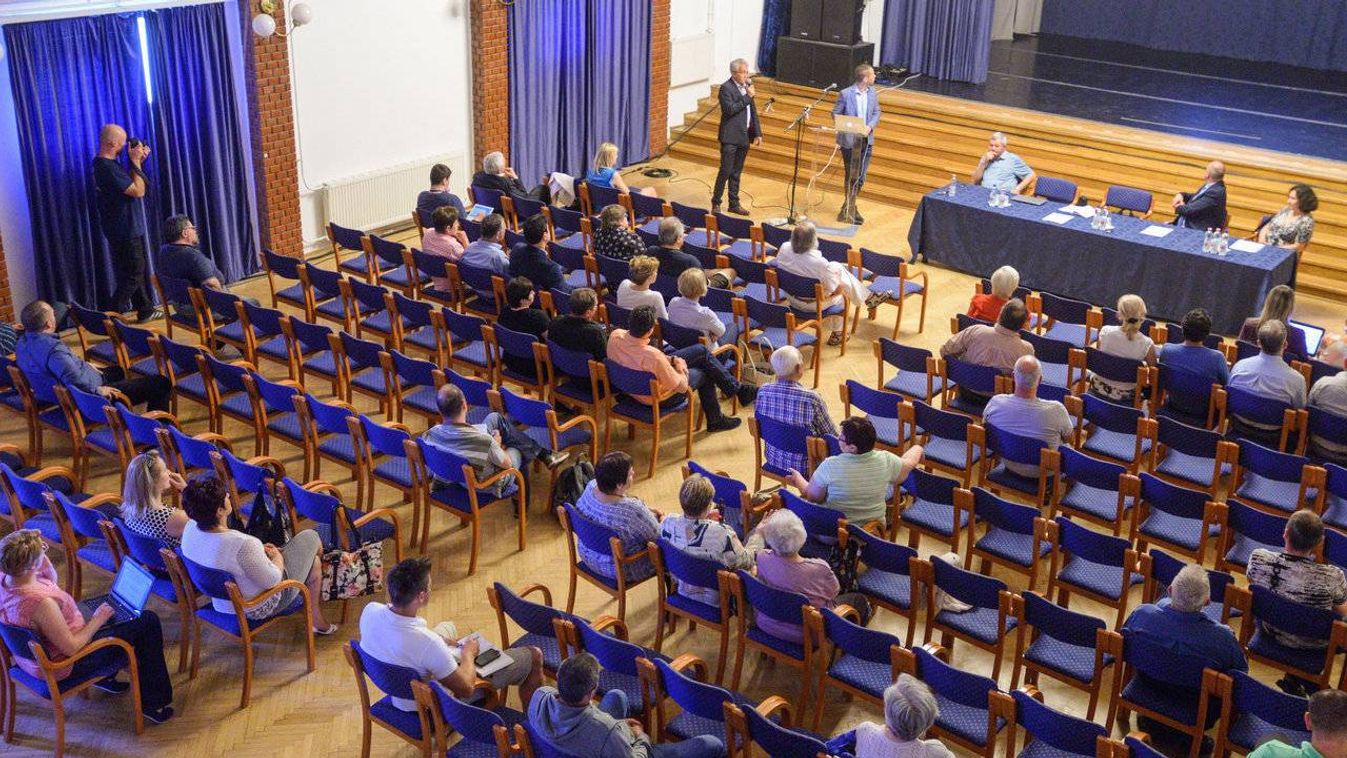 A kormány segítségét kéri Algyő a veszélyes vegyi üzem helyszíne miatt