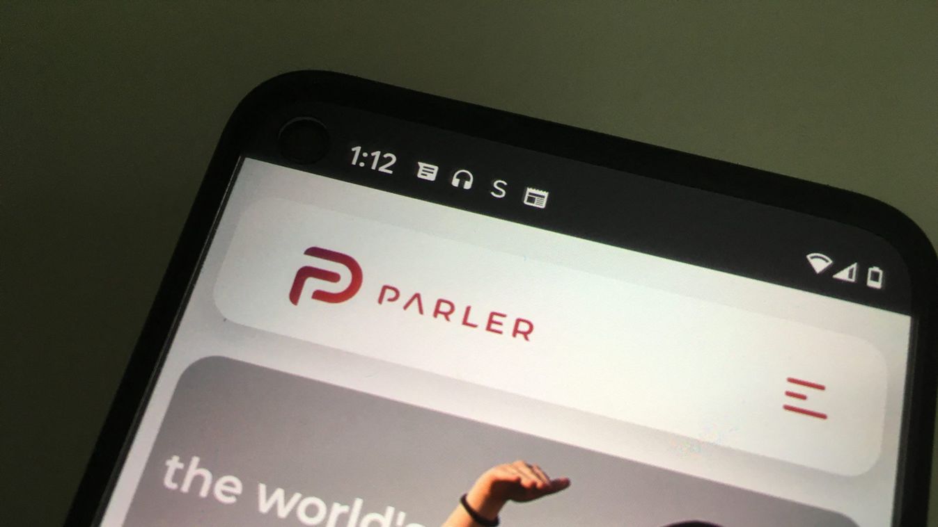 Az Apple-n újra elérhető a Parler konzervatív közösségi app