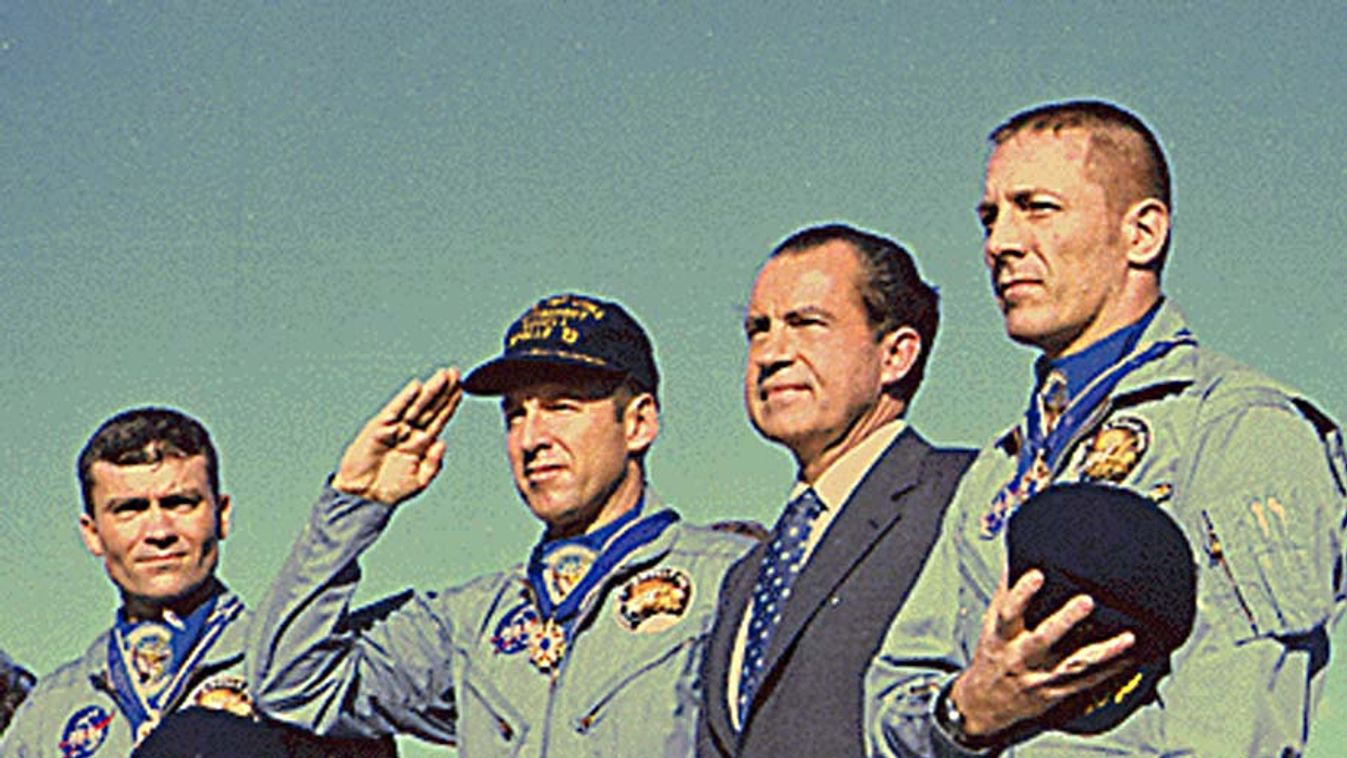 A túlélésért küzdött az Apollo-13 legénysége a Holdra szállás helyett