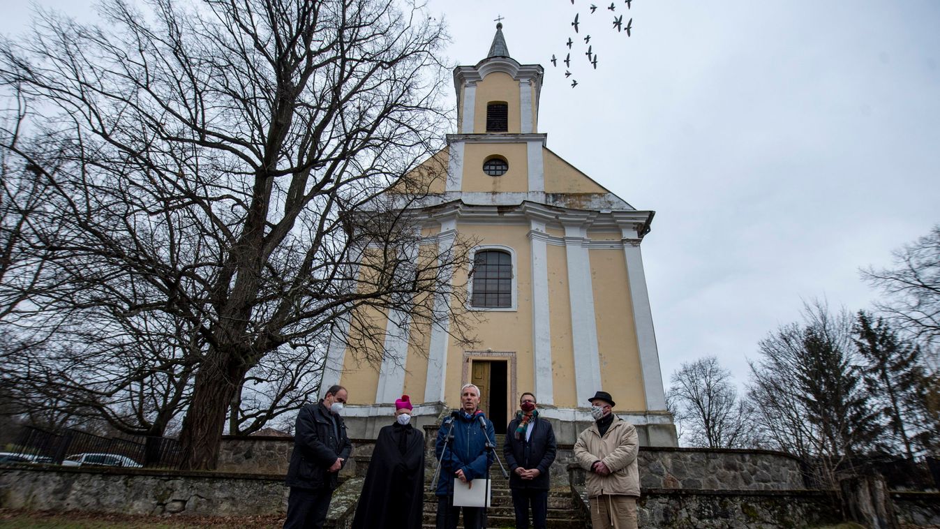 Folytatódik az út menti keresztek felújítására beadható pályázat