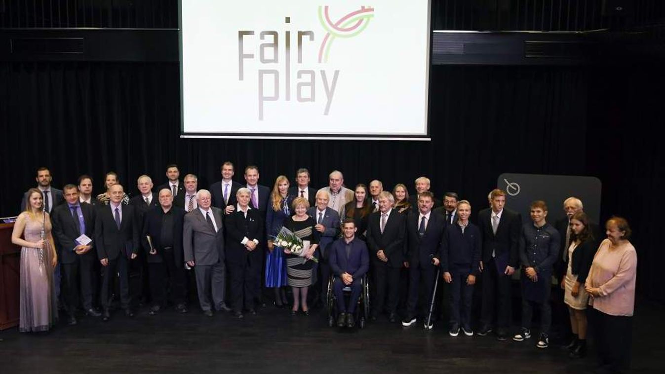 Kiosztották a díjakat a MOB összevont fair play-gáláján