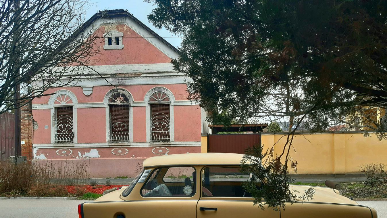 Alsóvárosi retro – szerencsét hoz még a Trabant?