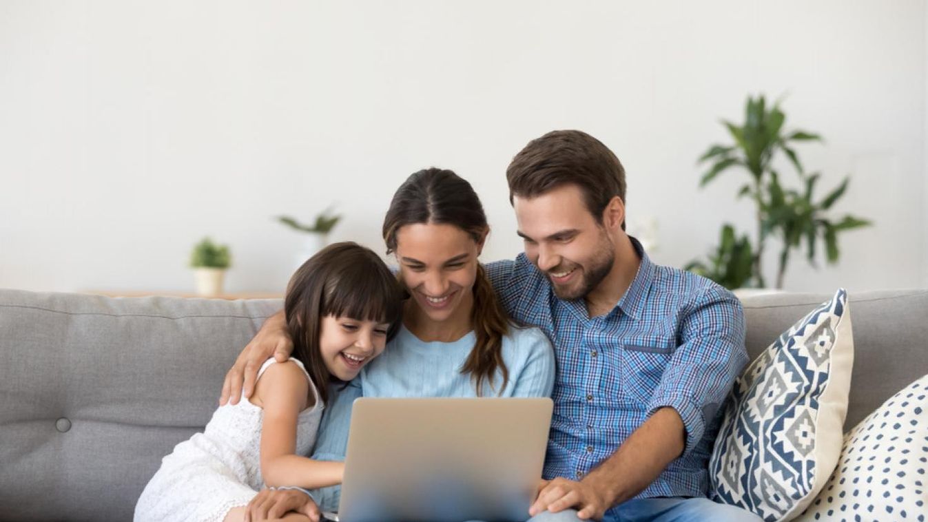 A gyermekek védelme miatt is fejleszteni kell a digitális műveltséget