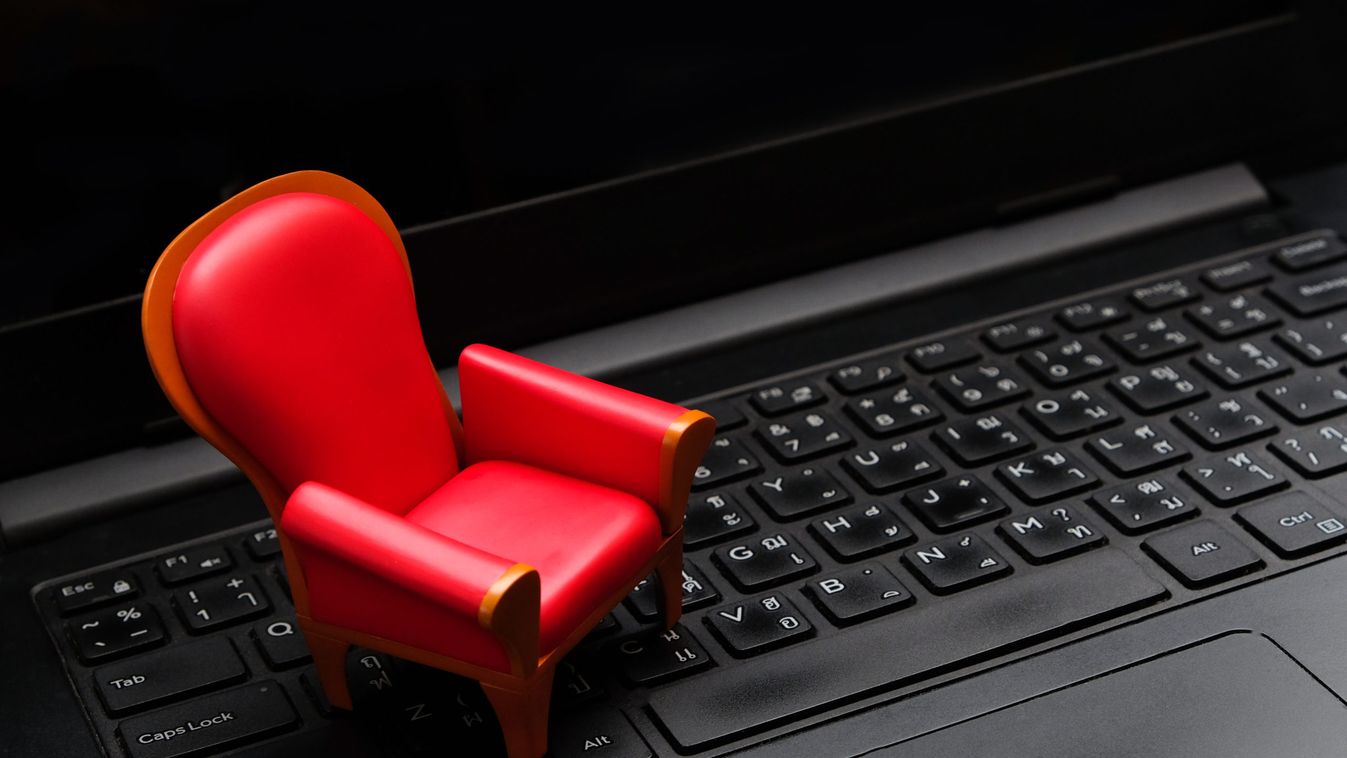 Szépen fogynak a virtuális előadásokra szóló színházjegyek
