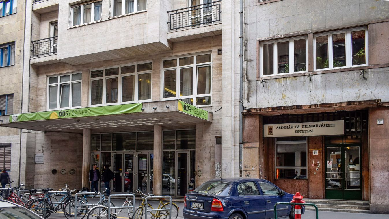 A történelemből jól ismert kommunista tempóval állunk szemben