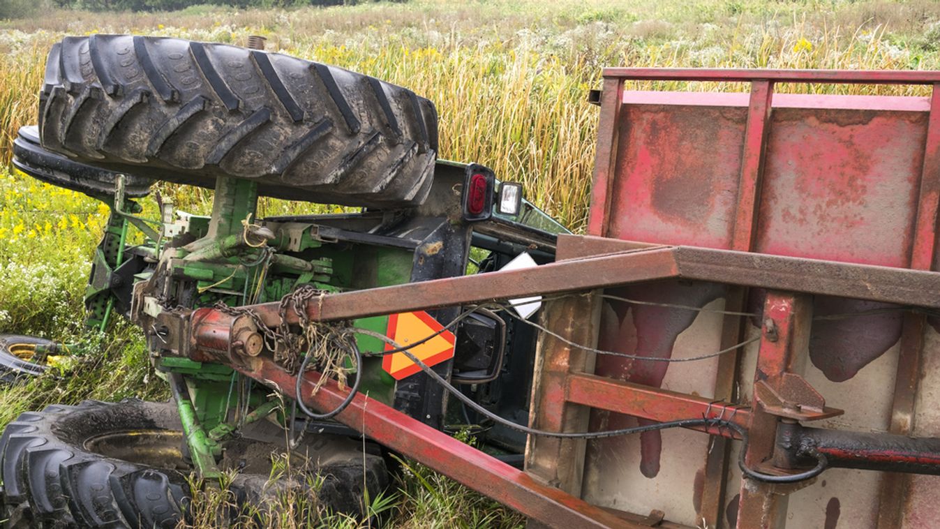 Traktor alá szorult és meghalt egy idős férfi