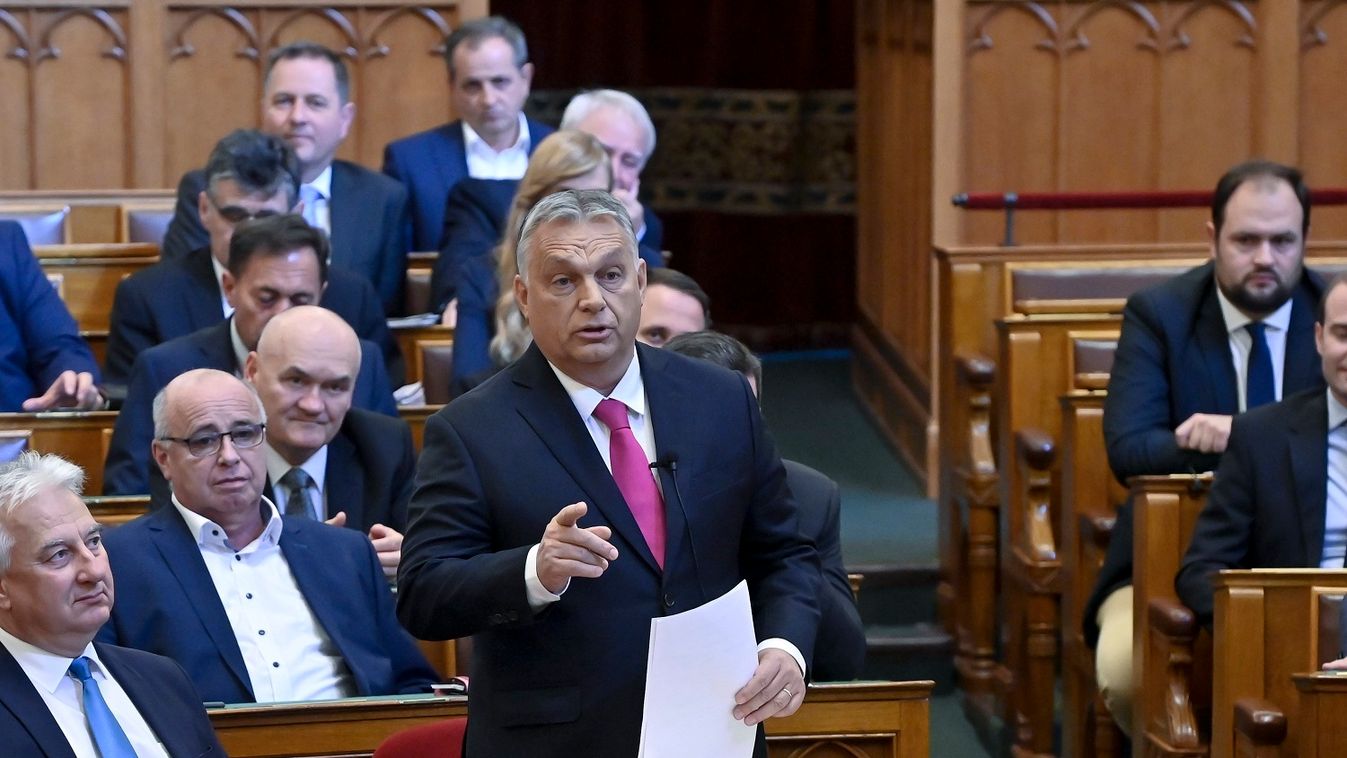 Orbán Viktor Jakabnak: vigyázzon a kommunistákkal, mert az ön által felvett CSOK-ot is megszüntetnék
