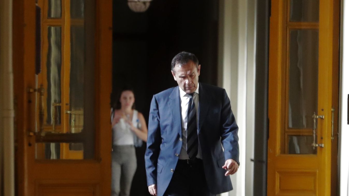 Sorsdöntő tárgyalás jöhet holnap Gyárfásék perében