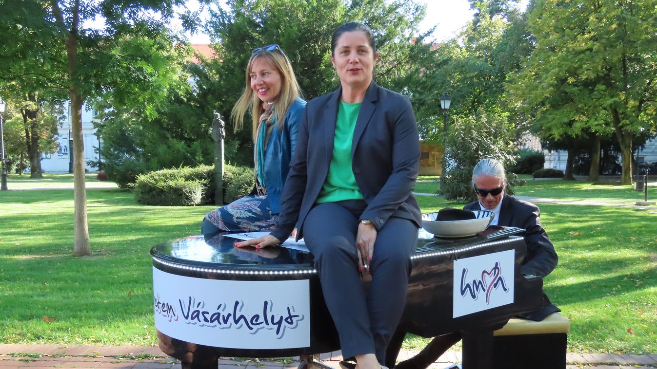 Mr. Pianoval tehettek egy kört a vásárhelyiek