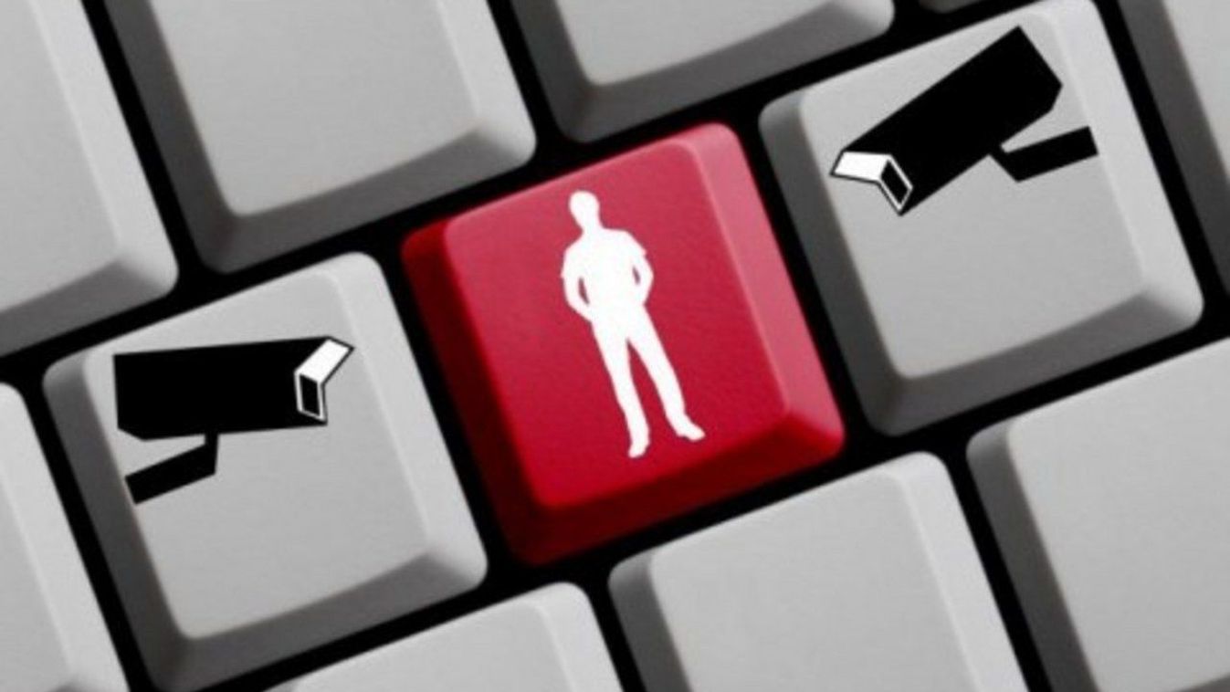 A német versenyhivatal a felhasználói adatokkal való visszaéléssel vádolta meg a Facebookot