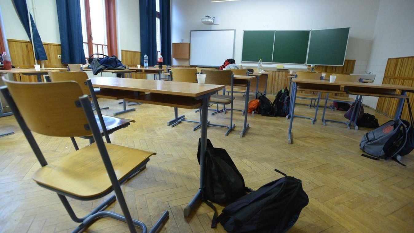 Már eltelt három év, de Hüvös Lászlót még nem hallgatták meg - nyomoznak a fantomdiákok ügyében