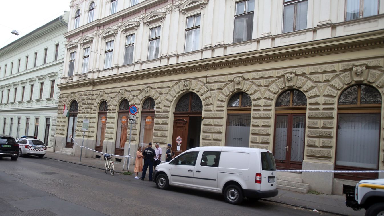 Molotov-koktélt dobtak a szegedi Fidesz-irodába