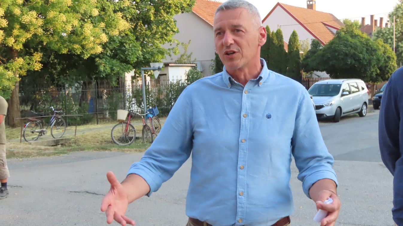 Ambrus István: újra össze kell kovácsolni a lakosságot