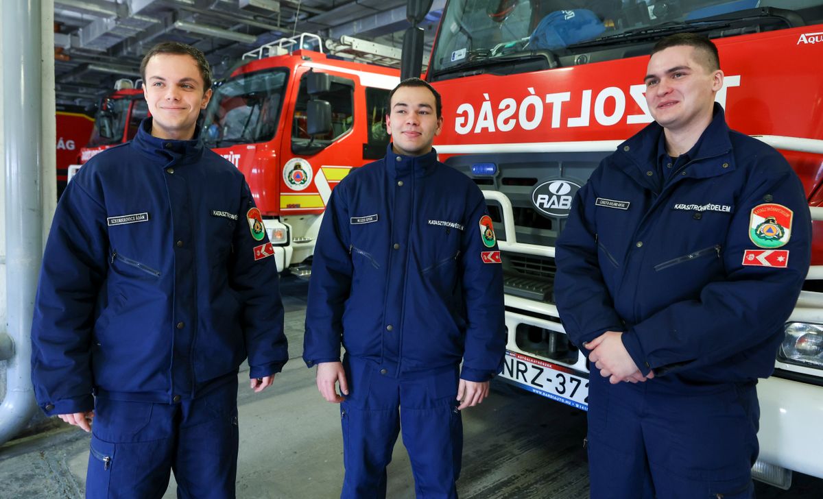 Karnok CsabaKözépiskola után tették le a voksukat a tűzoltó hivatás mellett. Fotó: Karnok Csaba