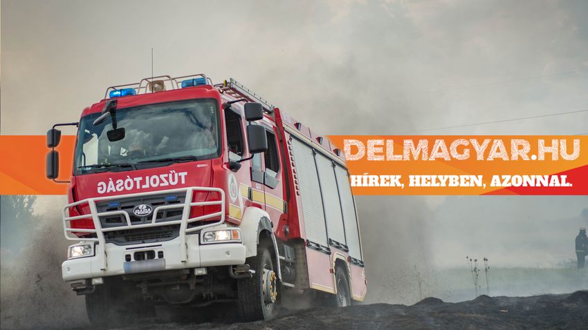 DELMAGYAR – Körbálák égtek a pótkocsin
