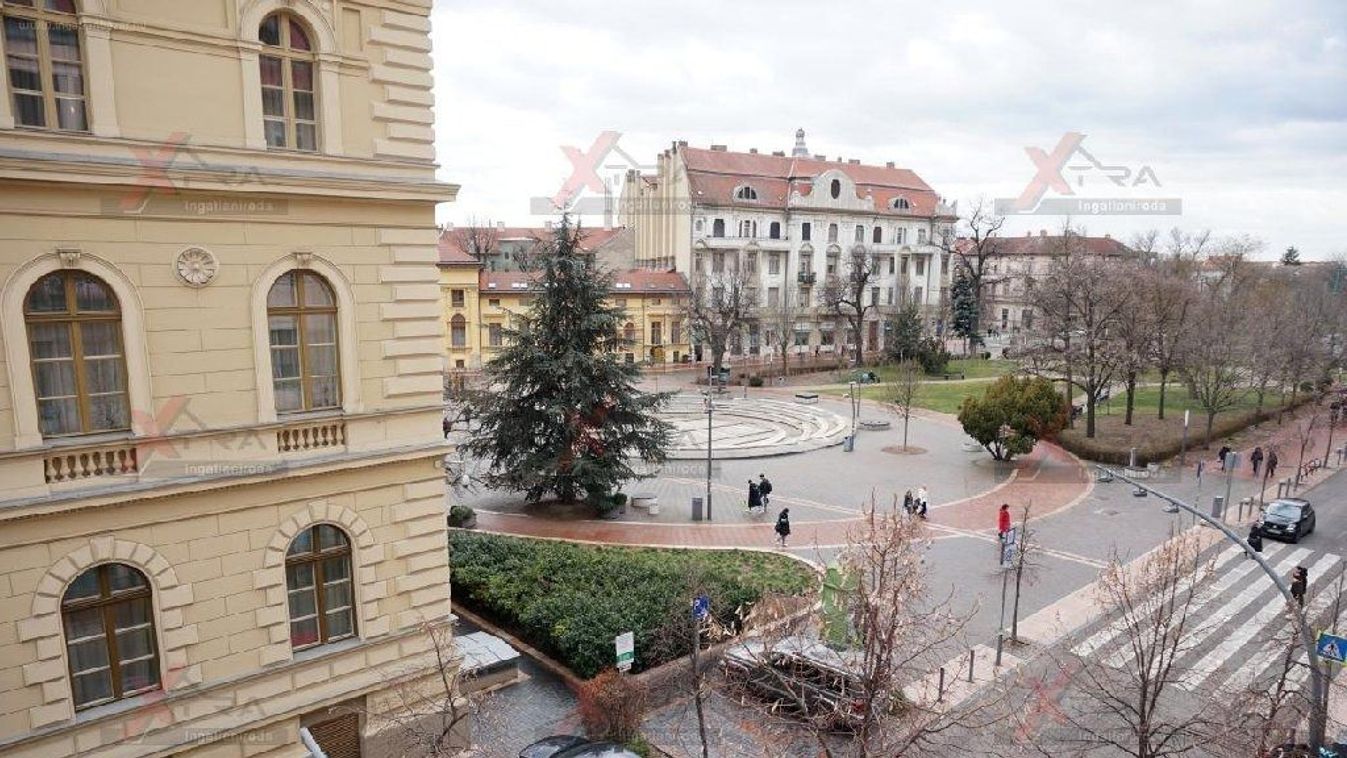 A hét ingatlana: egy polgári lakás Szeged egyik sétáló utcáján, 125,4 millióért - Fotók