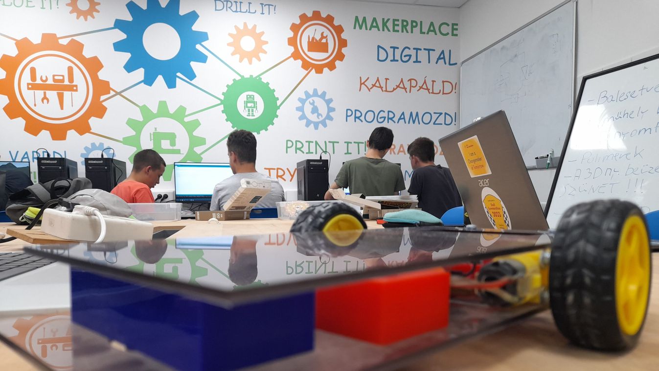 A digitális világban kalandoztak a gyerekek