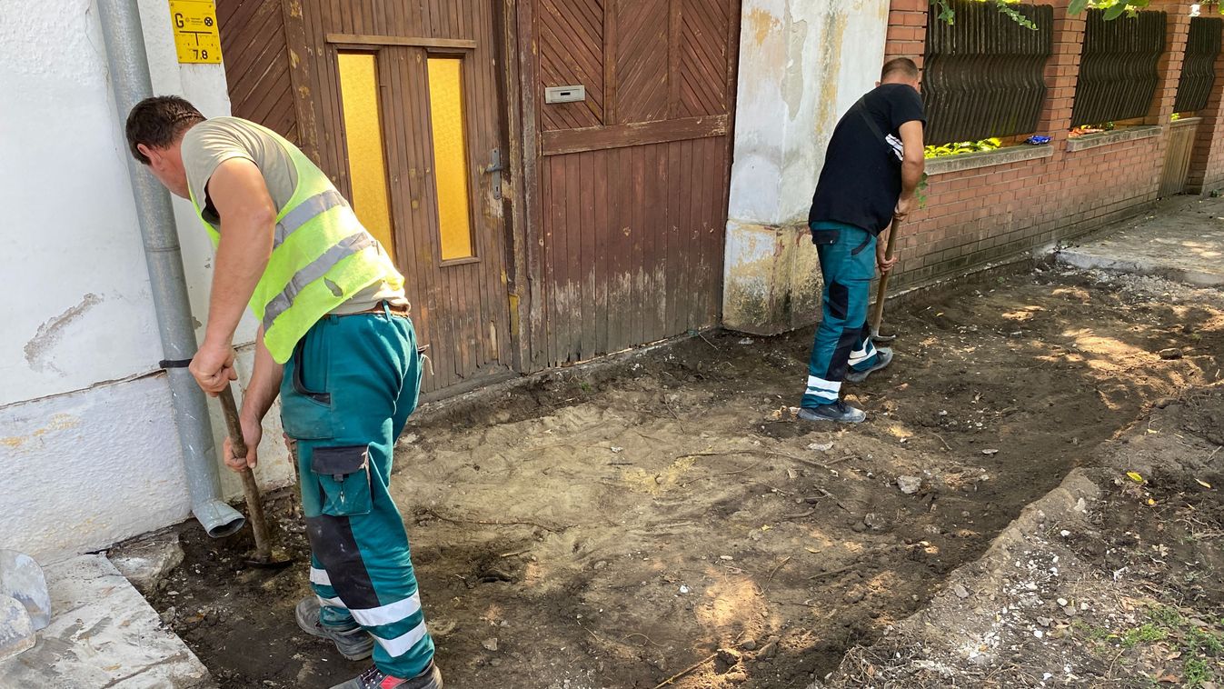 Folyamatosan újulnak meg a járdaszakaszok