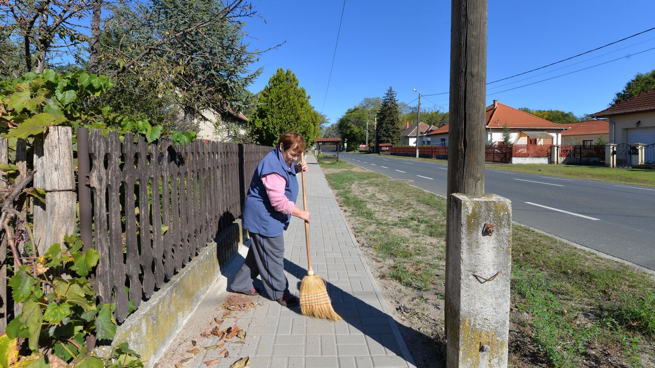 Elkészült a járda Ásotthalmon