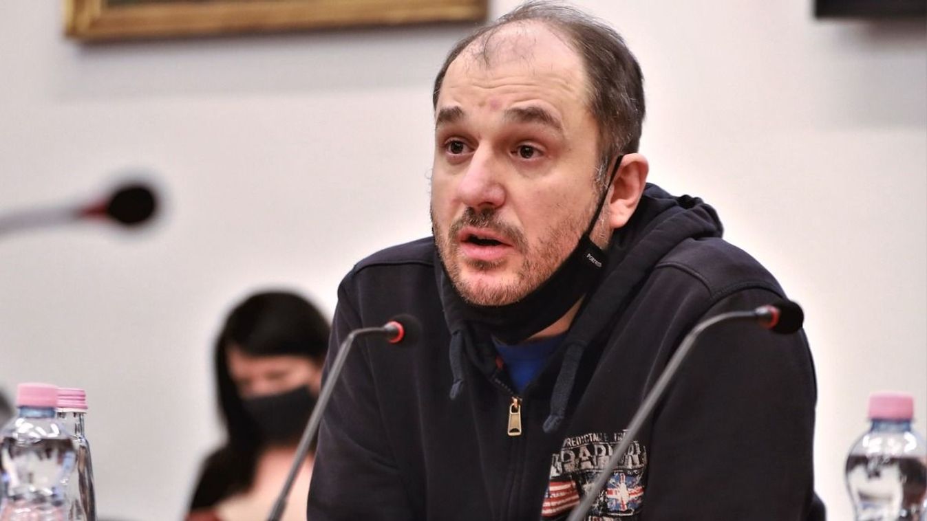 Tordai Csaba irodájában hamisíthatták meg az adományokkal kapcsolatos jegyzőkönyveket