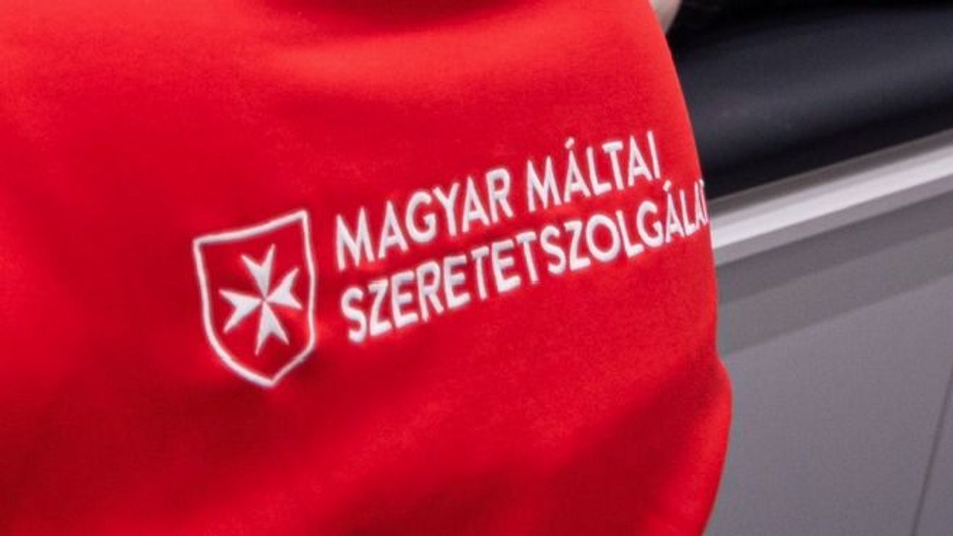 Máltaisok családi teadélutánja