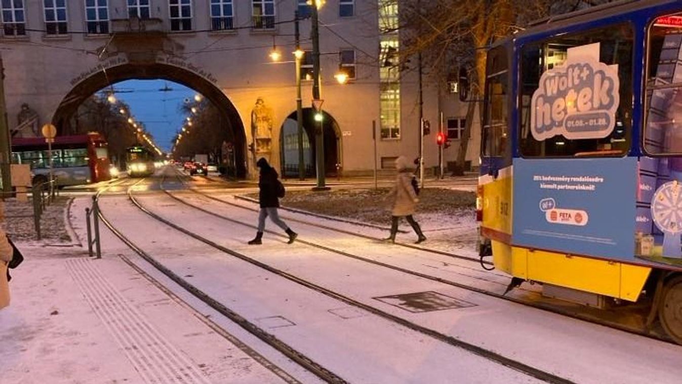 Hóra ébredt Szeged
