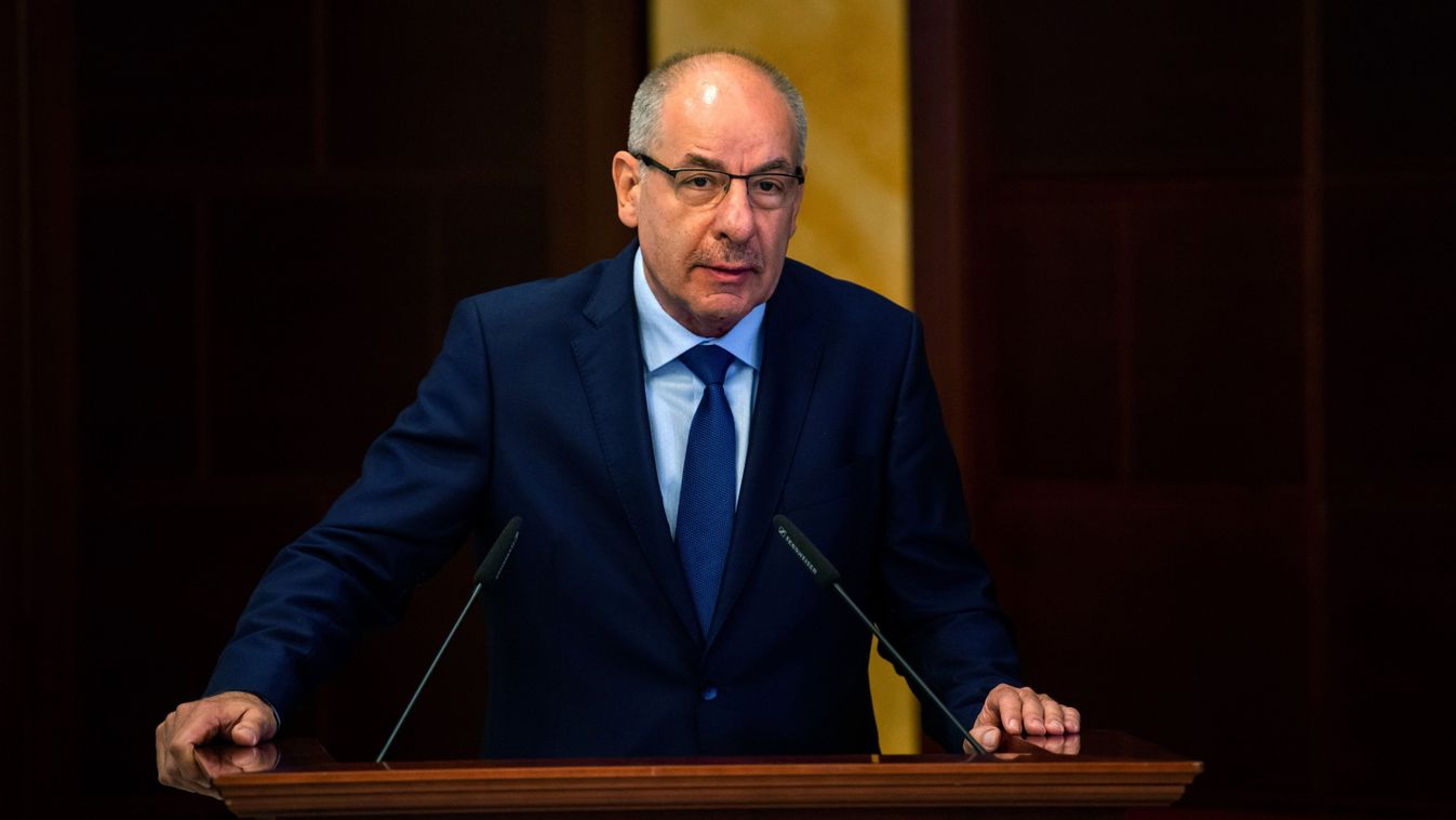 Sulyok Tamás alkotmánybírósági elnök a kormánypártok államfőjelöltje (videó)