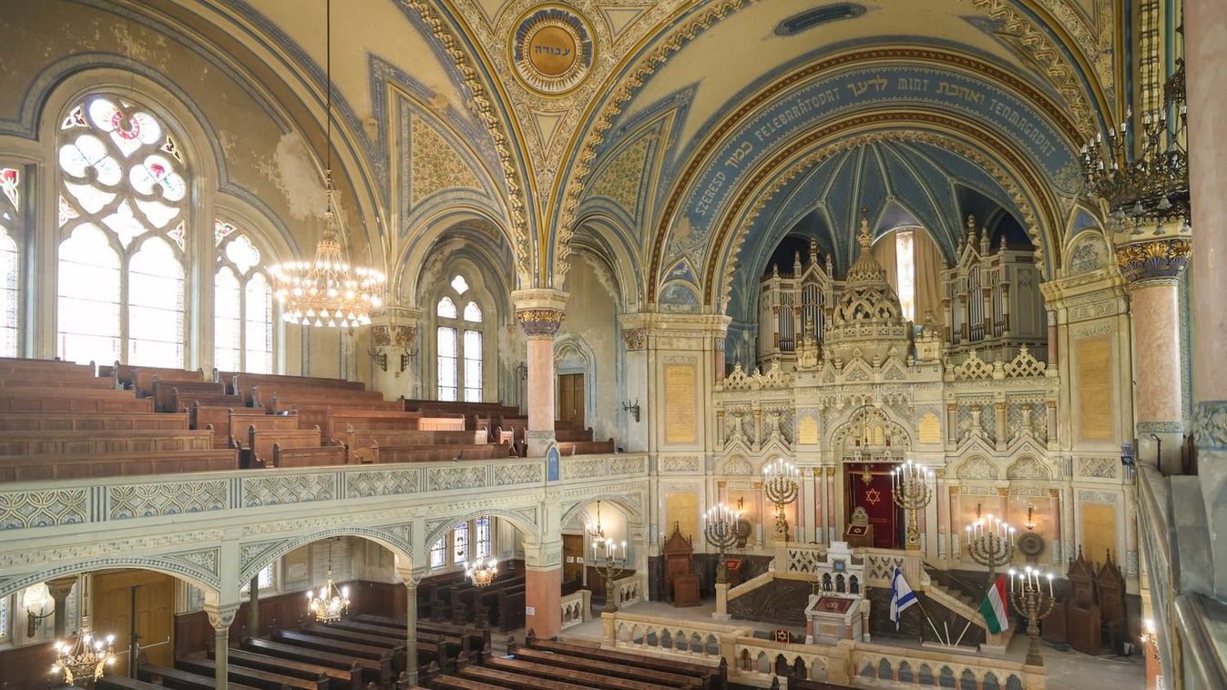 DELMAGYAR – Karosszékben ülve is bejárható a szegedi és a makói zsinagóga