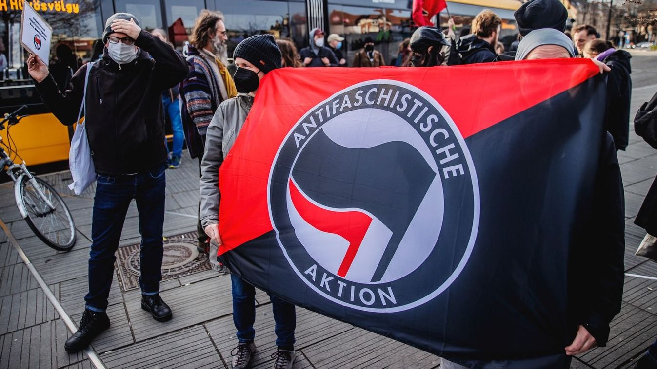 Jogerősen letöltendő börtönre ítélték az antifaügy egyik vádlottját