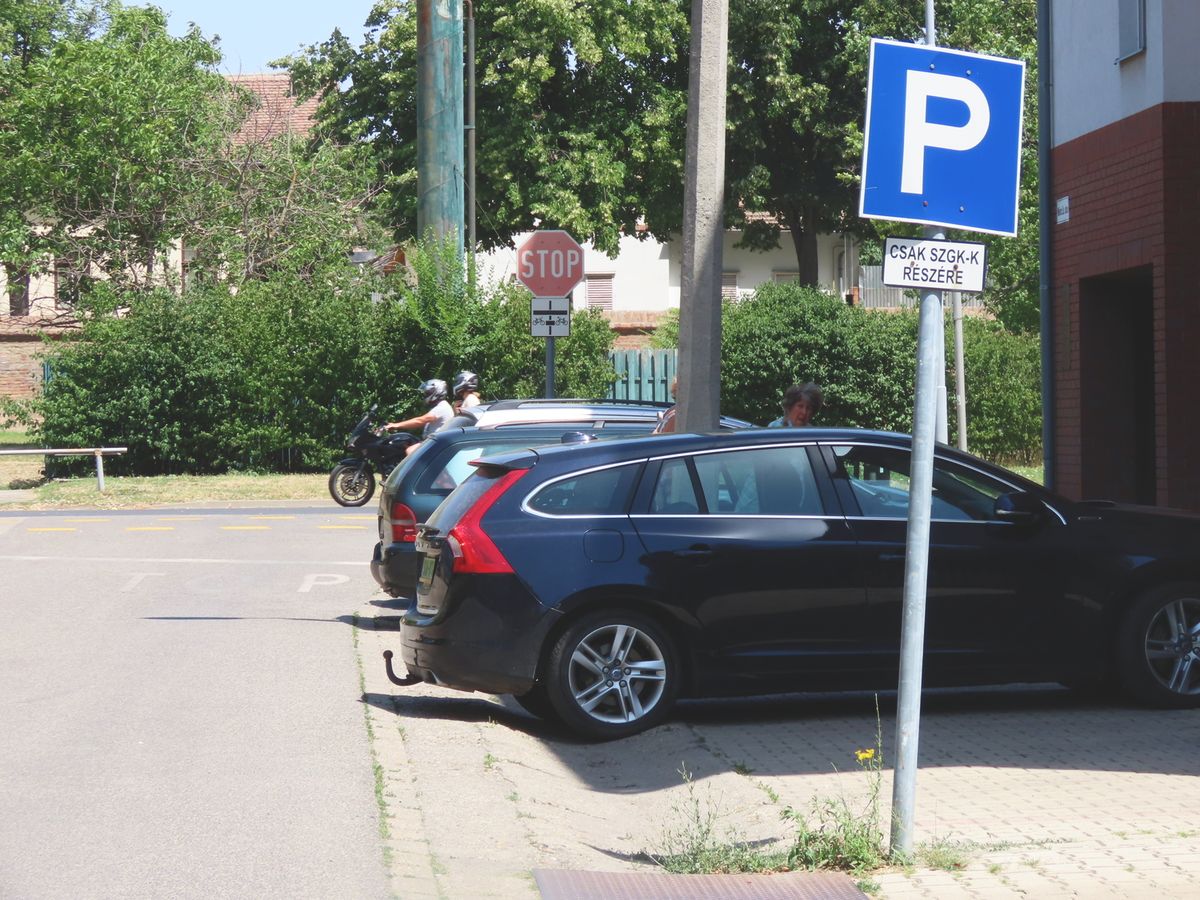 Márki-Zay Péter, parkolás, Vásárhelyi önkormányzat 