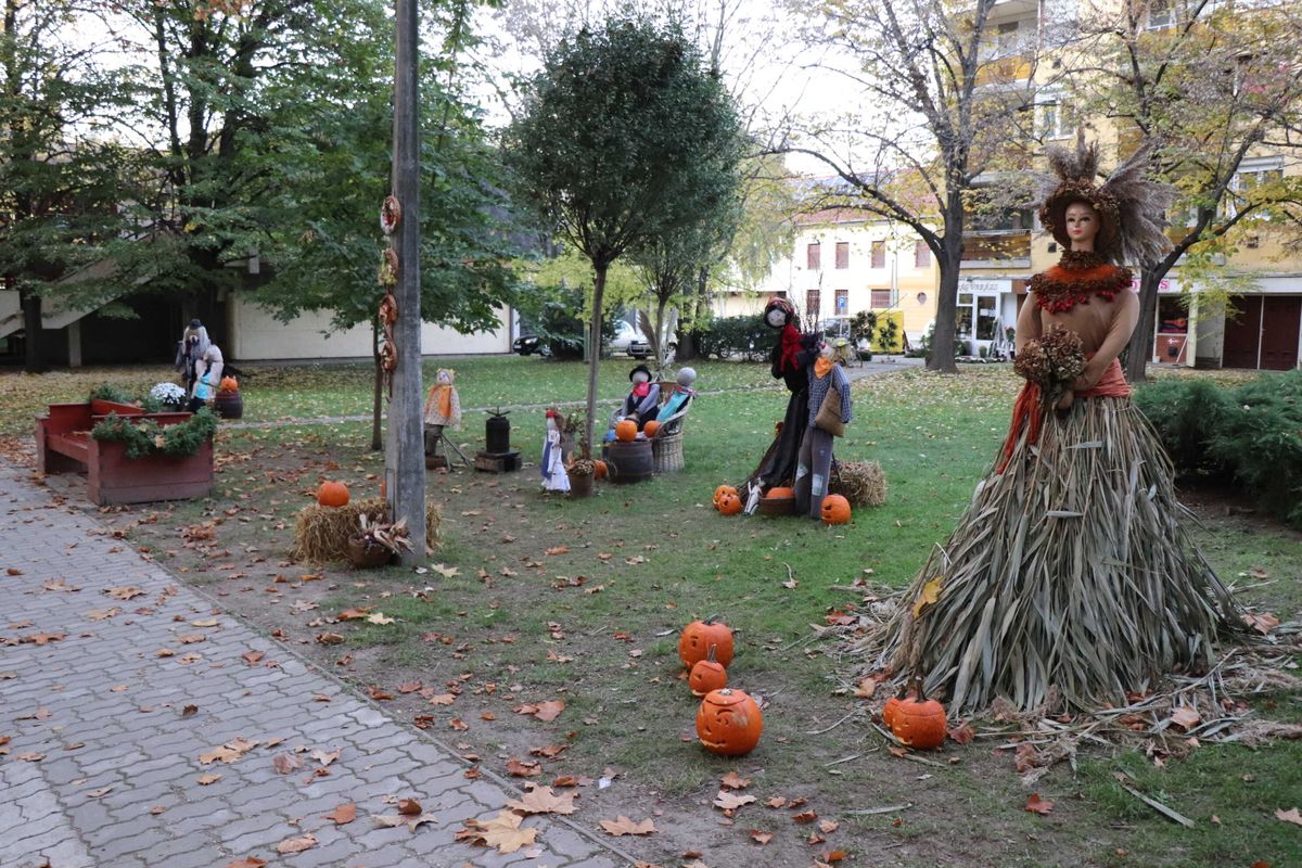 halloweeni díszlet, Csongrád