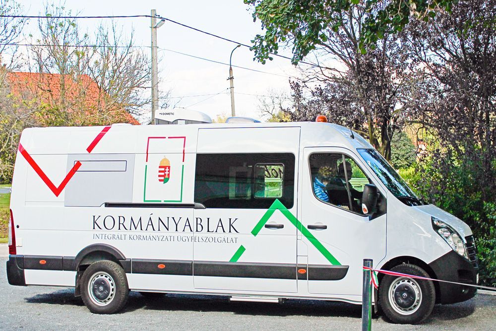 Kormányablakbusz