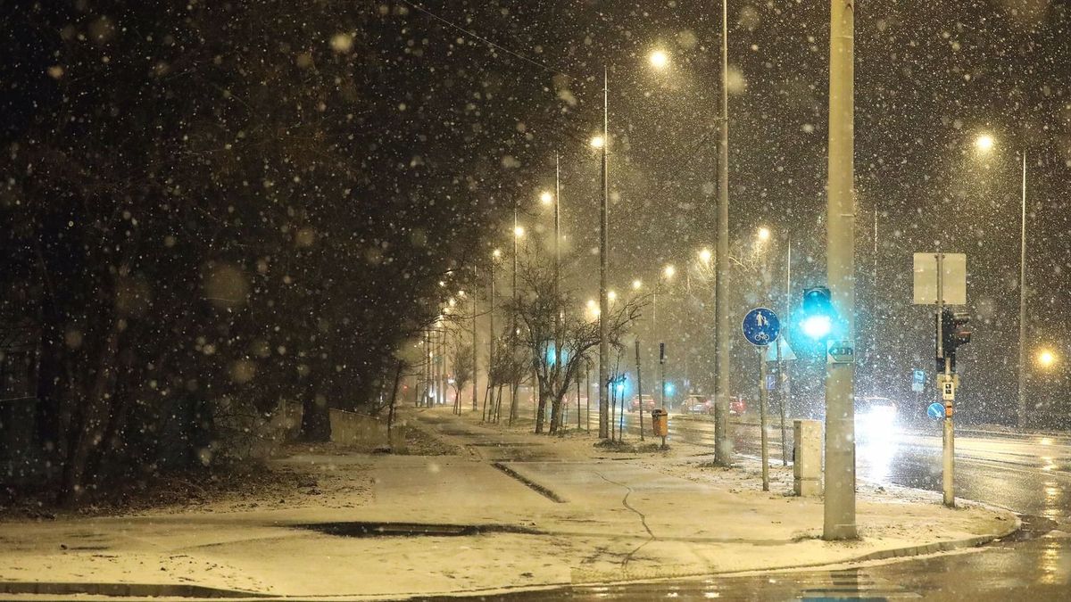 Szegeden egyelőre csak az eső esik–videóval