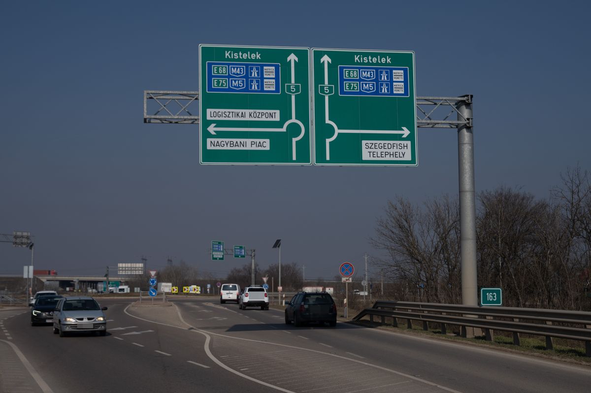 Forgalomterelés az 5-ös főúton