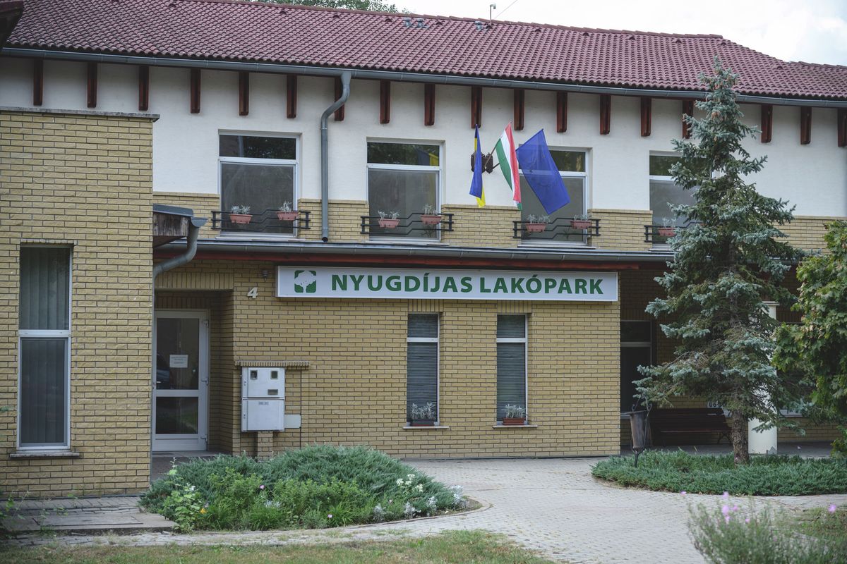 nyugdíjas lakópark