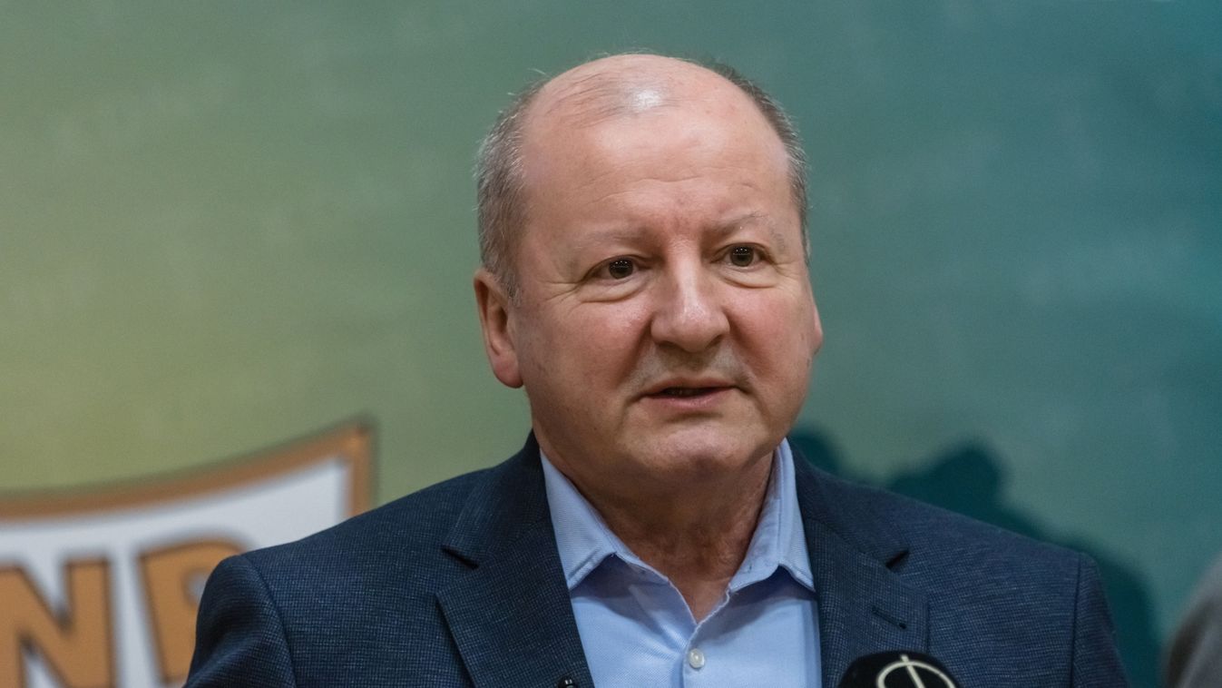 Simicskó István: senki más nem dönthet a magyar emberek helyett Magyarország jövőjéről