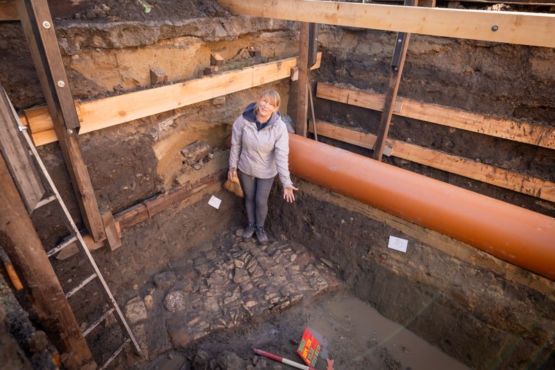Dóm tér feltárása