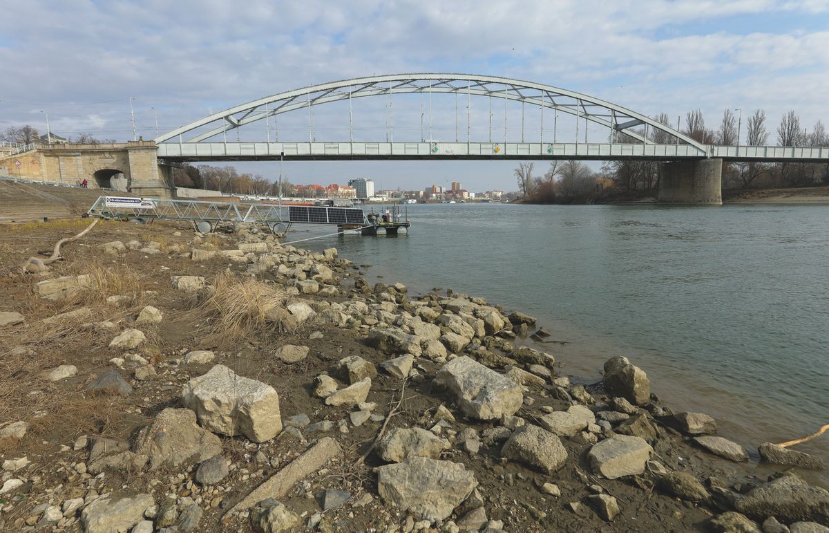 aszály, vízhiány,Tisza