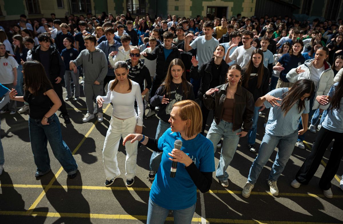 flashmob, német nyelv, Wunderbar Fesztivál, Szeged, Kőrösy