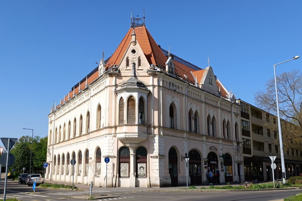 legnagyobb hazai pénzintézet Makó