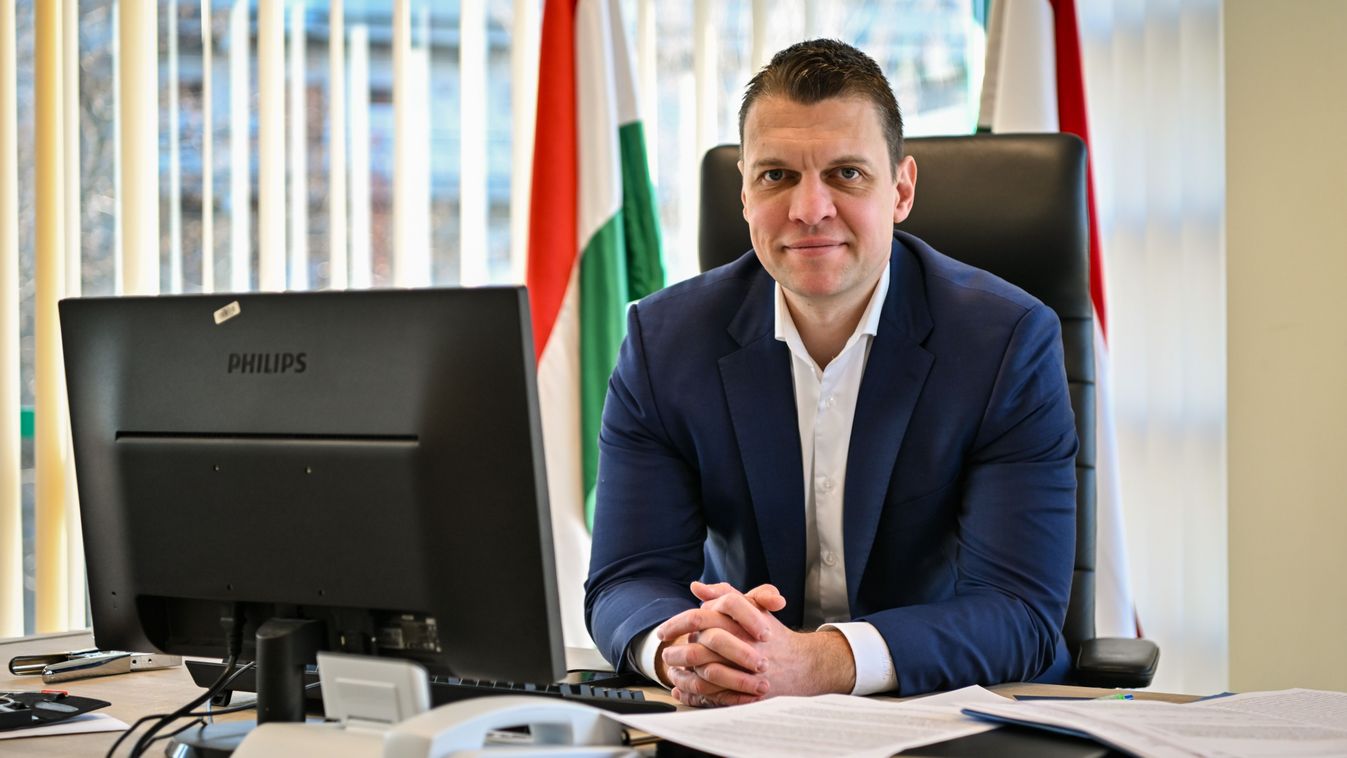 Menczer Tamás: a Tisza Pártnak nyújtott brüsszeli segítség nincs ingyen (videó)