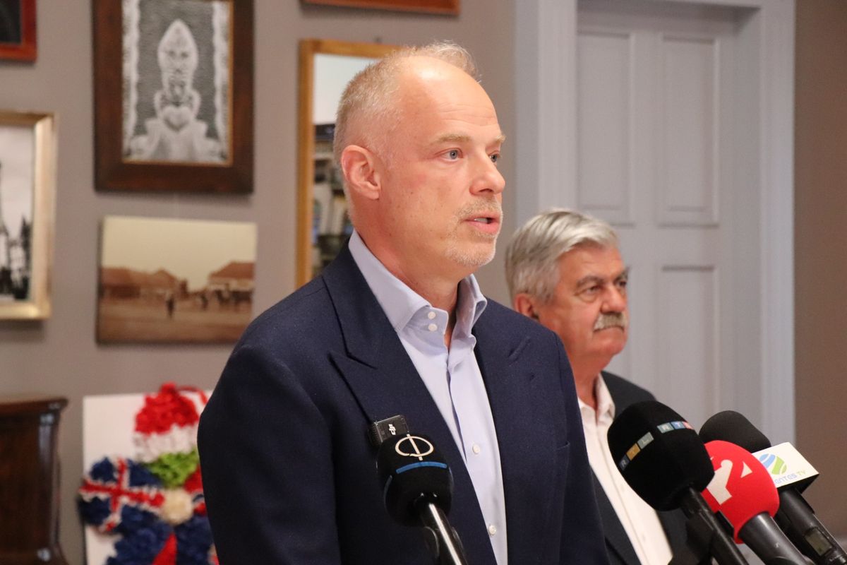véleménynyilvánító szavazás