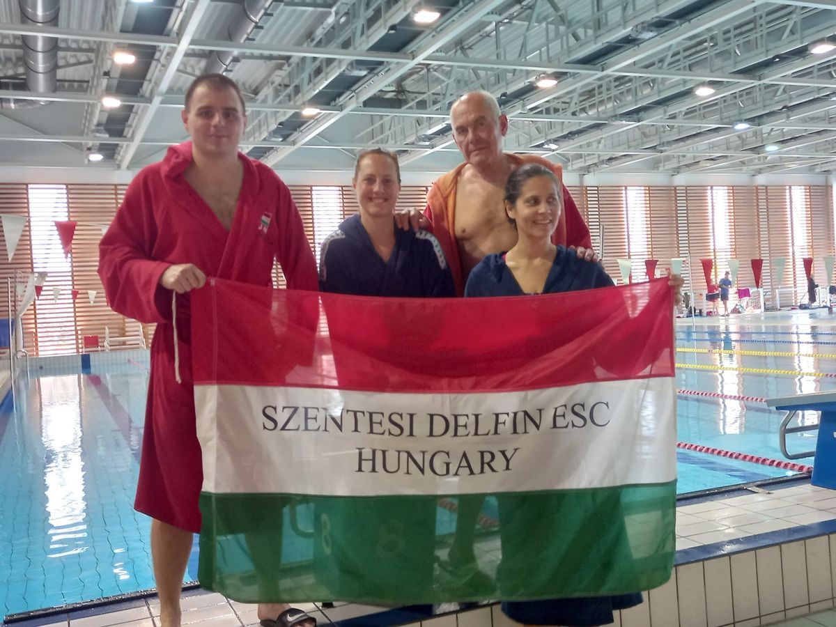 szenior úszás, Szentesi Delfin ESC