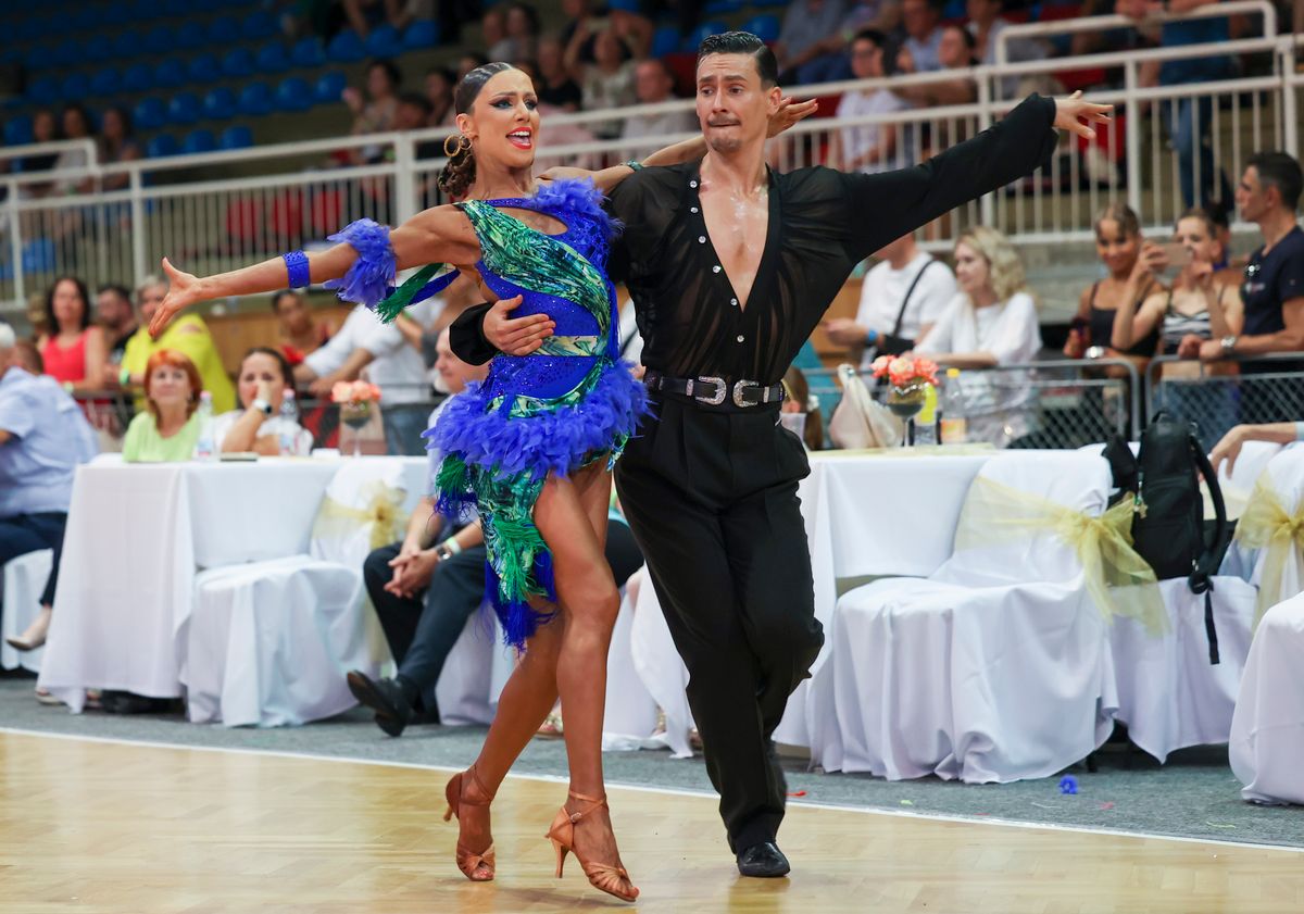 Szőke Tisza, Zsilák Zsuzsanna, táncverseny, Papiron Szeged Versenytáncklub