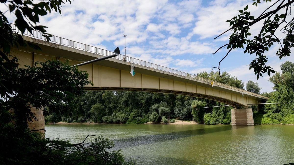 vízirendészek