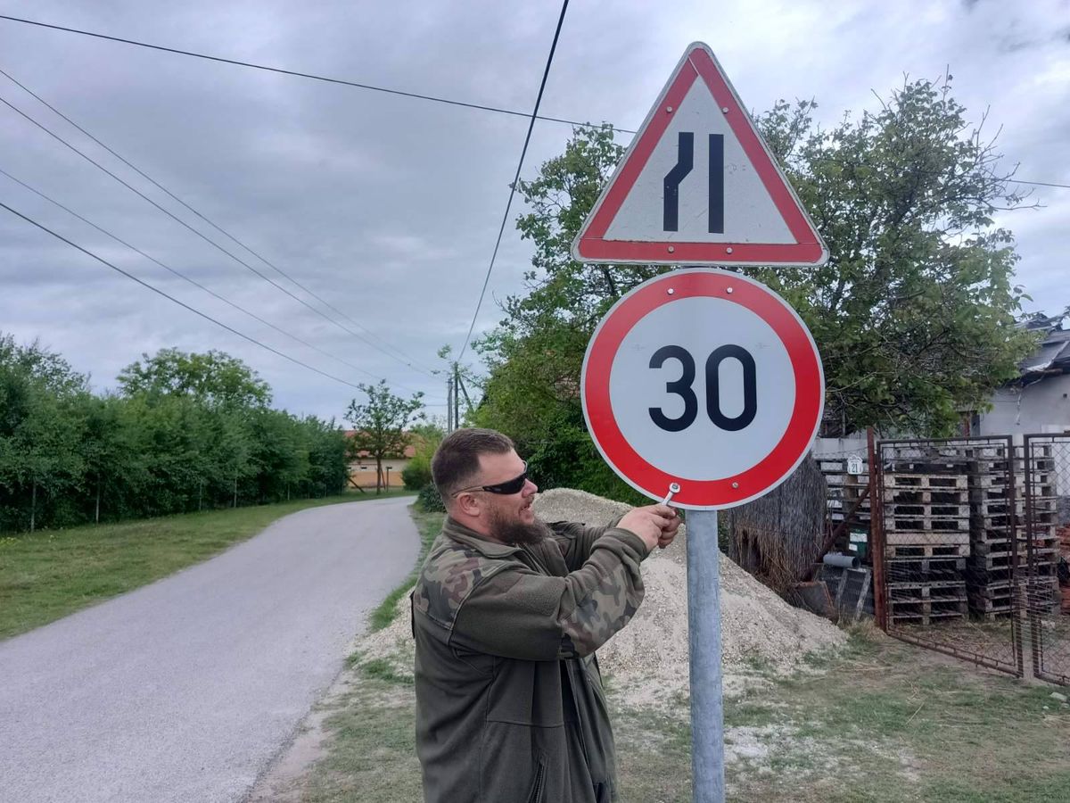 sebességkorlátozó táblák